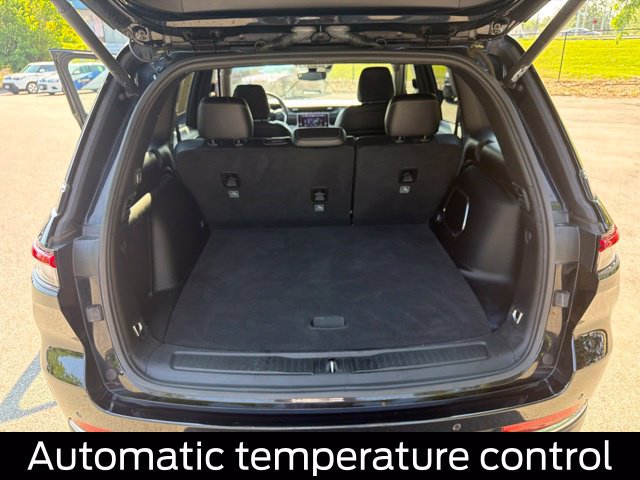 Used 2024 Jeep Grand Cherokee Limited 4xe AWD/4WD image 22