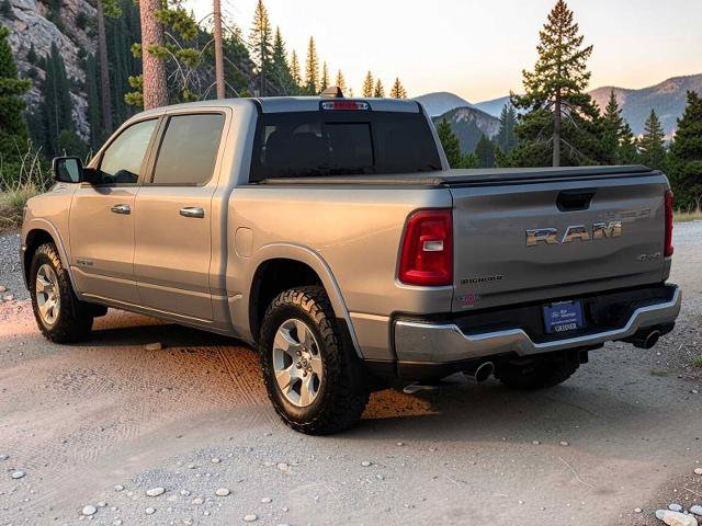 Used 2025 RAM 1500 Big Horn AWD/4WD image 4