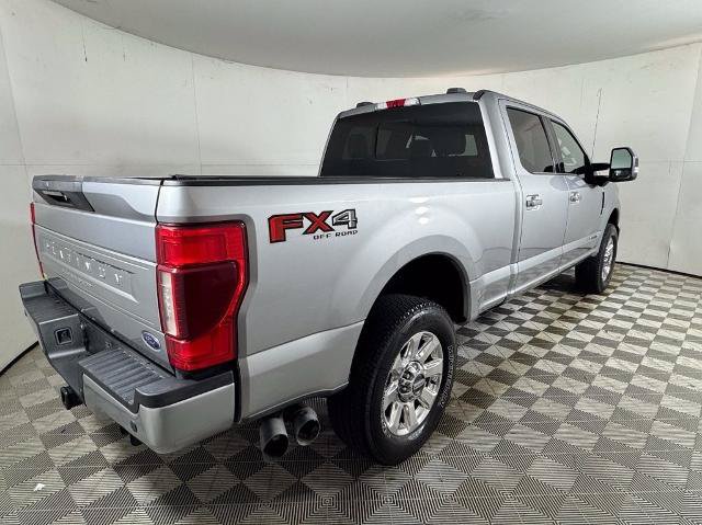 Certified 2020 Ford F250 Platinum w/ FX4 Off-Road Package AWD/4WD image 3