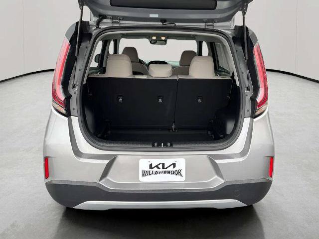 Used 2025 Kia Soul LX w/ LX Technology Package FWD image 14