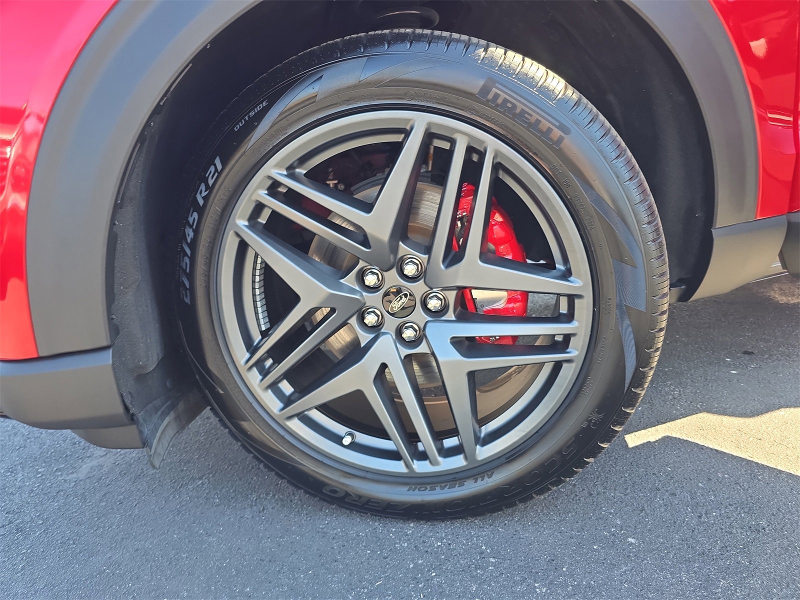 Certified 2025 Ford Explorer ST-Line w/ Premium Package image 29