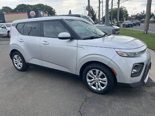 Used 2020 Kia Soul LX FWD image 15