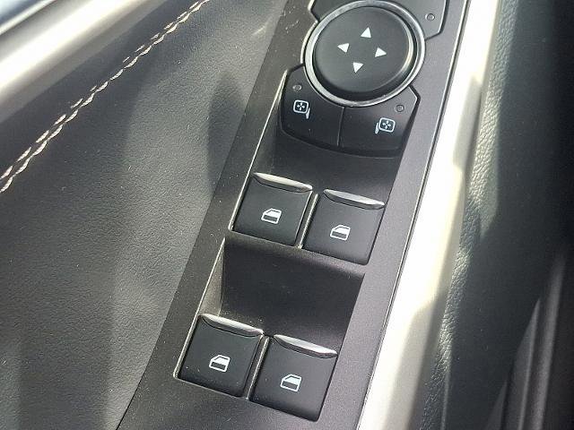 Certified 2023 Ford Explorer XLT image 24