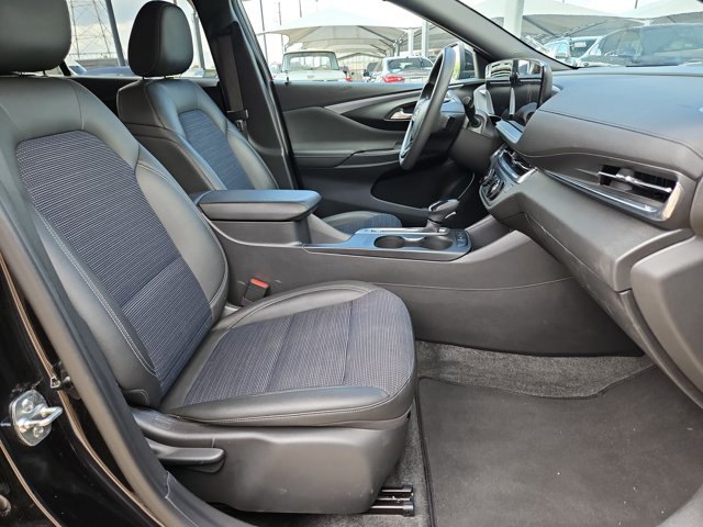 Used 2025 Buick Envista Preferred FWD image 19