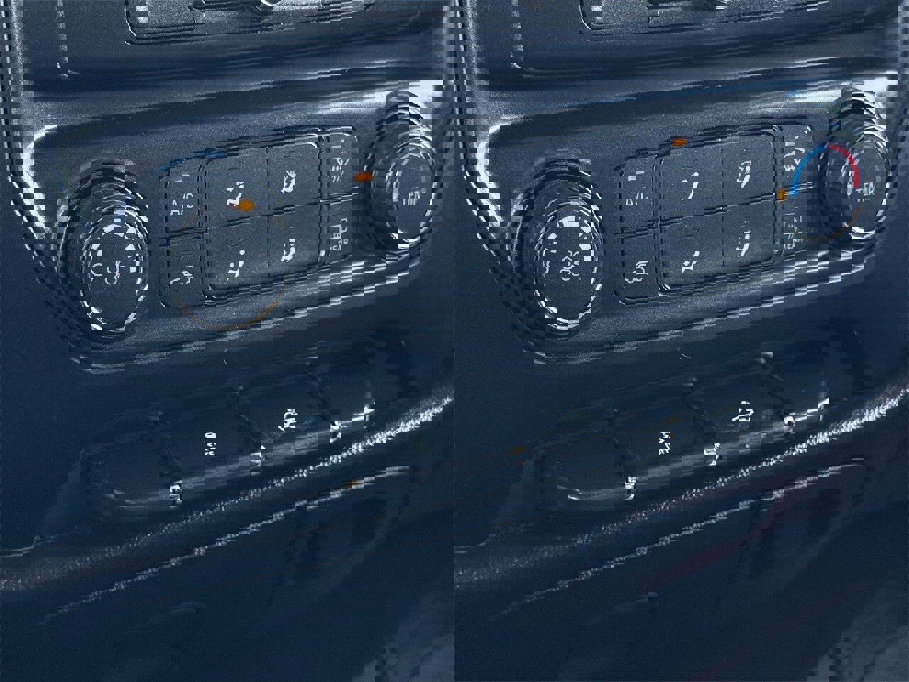 Used 2018 Chevrolet Silverado 1500 Custom w/ Texas Edition image 20