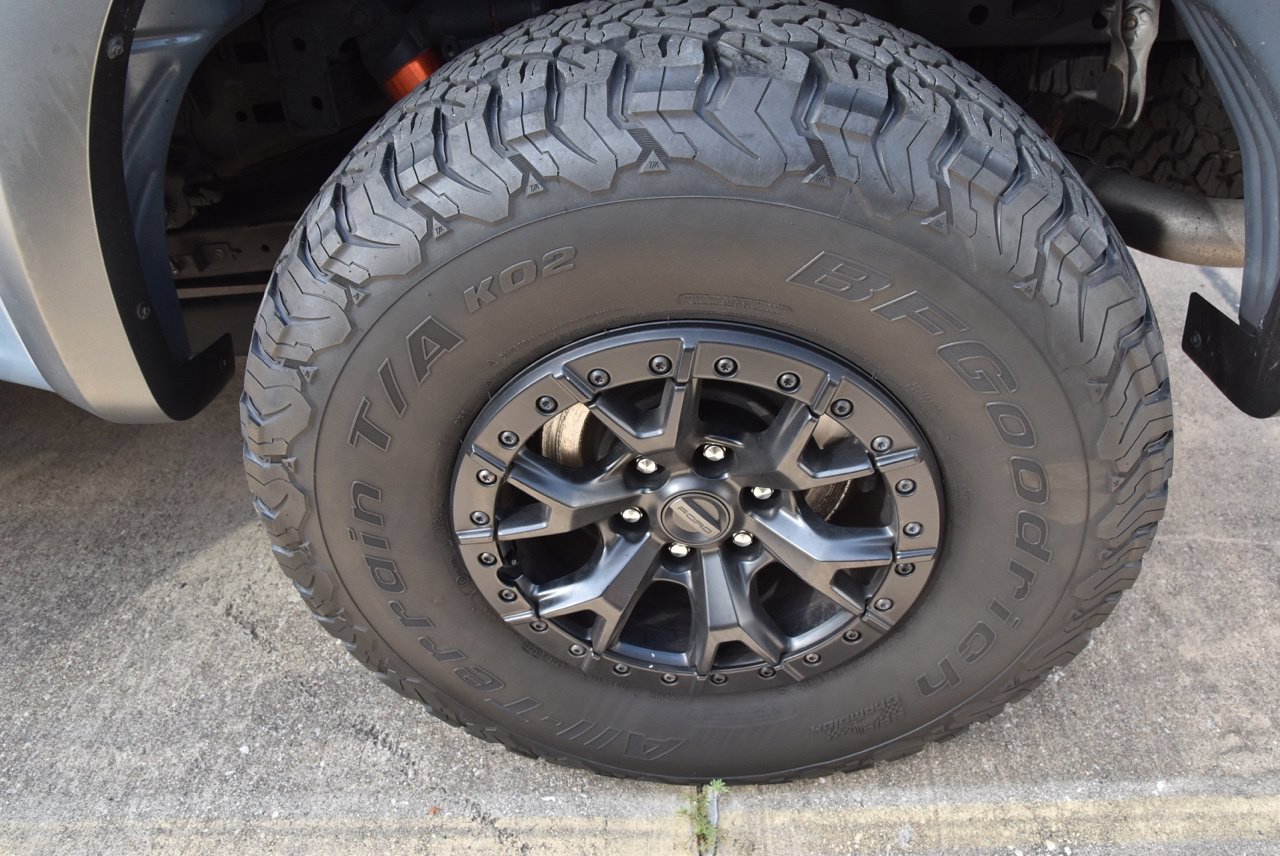 Certified 2023 Ford F150 Raptor w/ Raptor 37 Performance Package AWD/4WD image 9