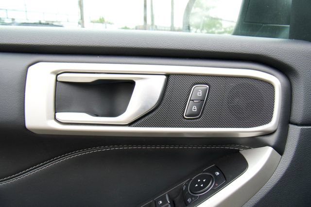 Certified 2023 Ford Explorer XLT AWD/4WD image 15