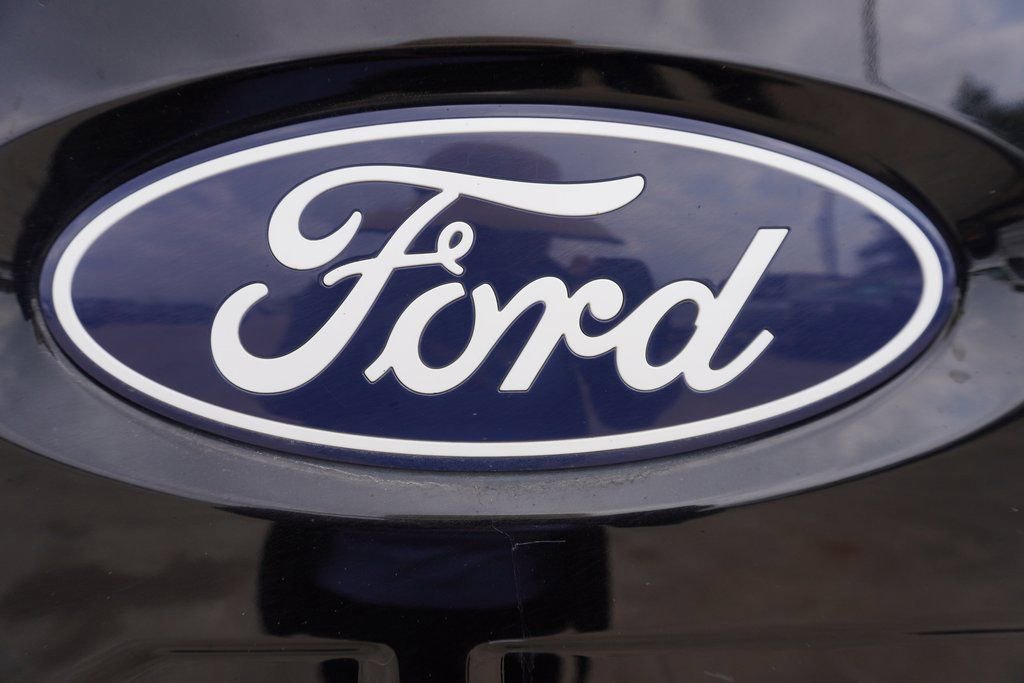 Certified 2025 Ford F150 XLT w/ Equipment Group 301A Standard image 27