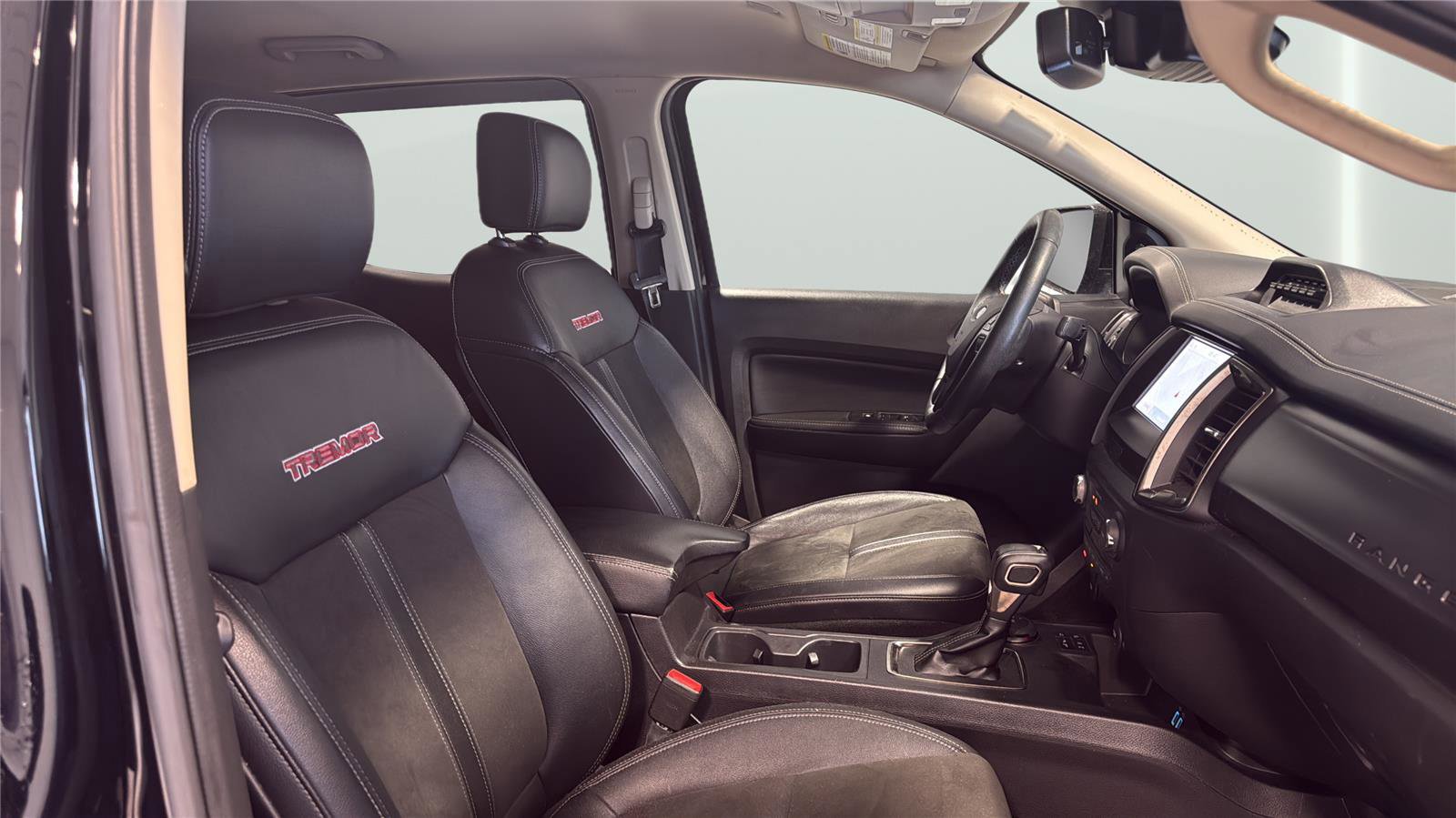 Certified 2023 Ford Ranger Lariat w/ Tremor Off-Road Package image 18