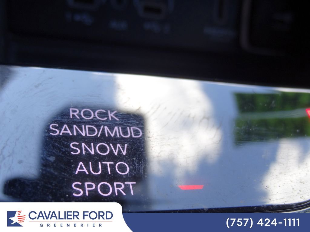 Used 2024 Jeep Grand Cherokee Trailhawk w/ Advanced Protech Group II AWD/4WD image 52