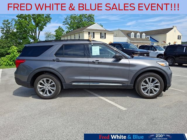 Certified 2023 Ford Explorer XLT w/ Equipment Group 202A AWD/4WD image 12