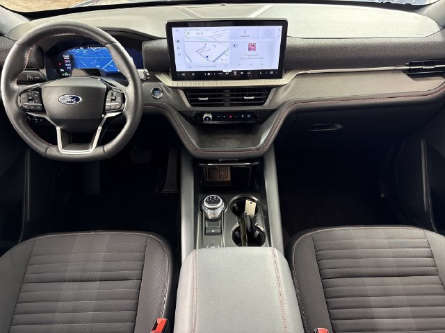 Certified 2025 Ford Explorer ST-Line w/ ST-Line Street Pack AWD/4WD image 2