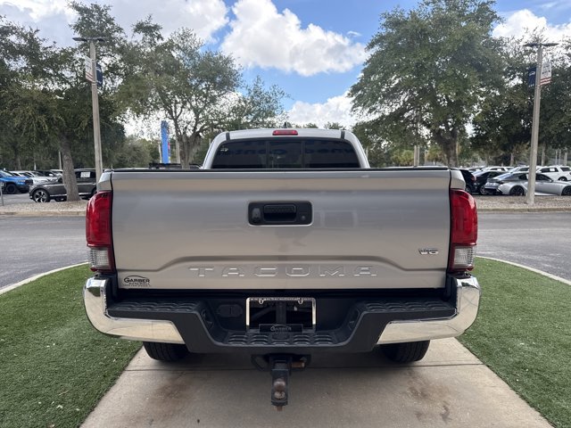 Used 2020 Toyota Tacoma SR5 RWD image 4