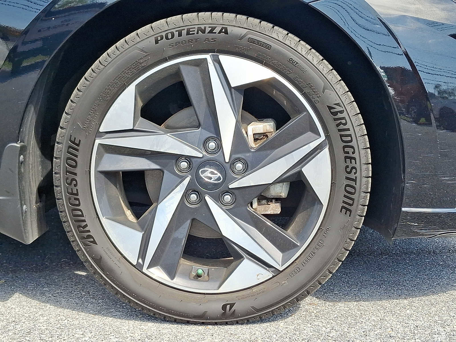 Used 2023 Hyundai Elantra SEL w/ Convenience Package FWD image 8