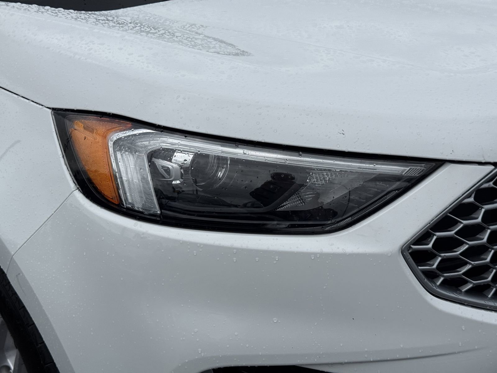 Certified 2024 Ford Edge SEL AWD/4WD image 9