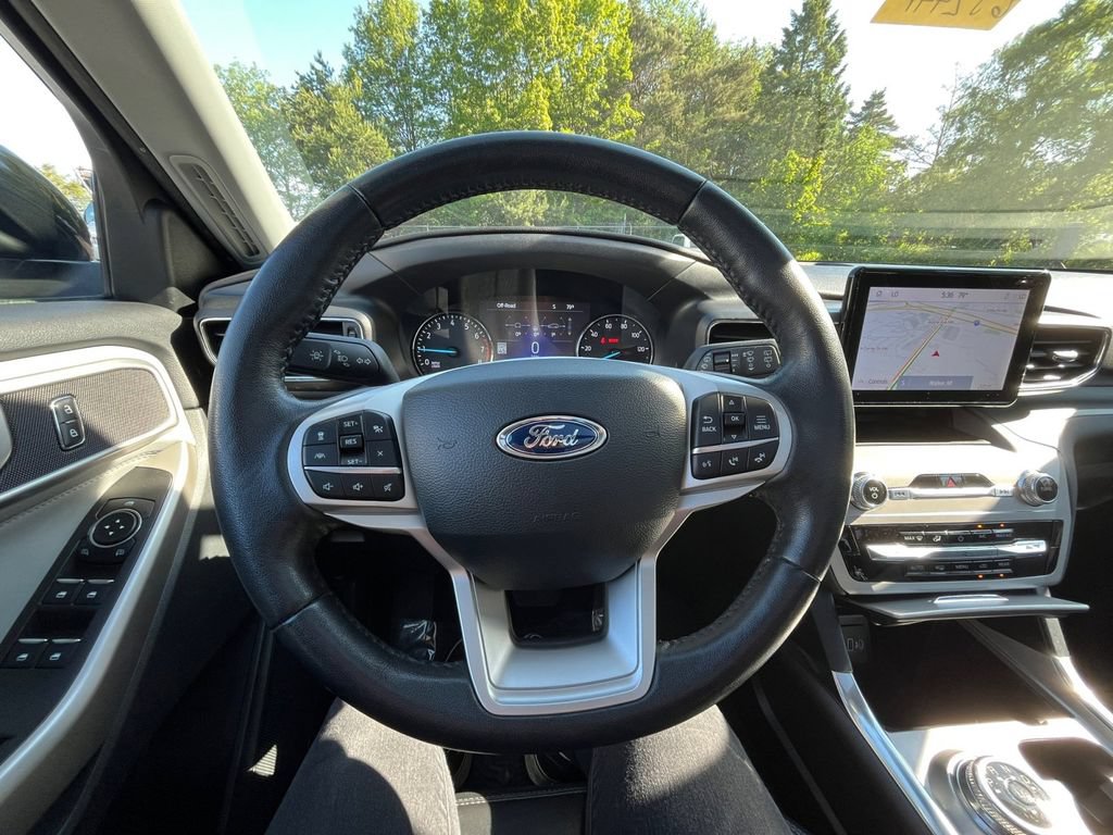 Certified 2023 Ford Explorer XLT w/ Equipment Group 202A AWD/4WD image 11