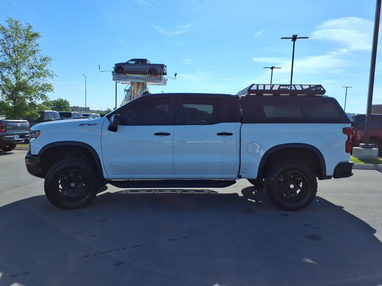 Used 2024 Chevrolet Silverado 1500 ZR2 w/ Technology Package AWD/4WD image 6