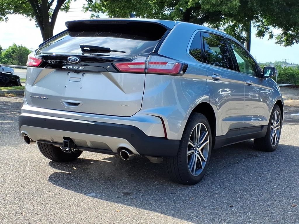 Certified 2022 Ford Edge Titanium w/ Equipment Group 301A AWD/4WD image 5