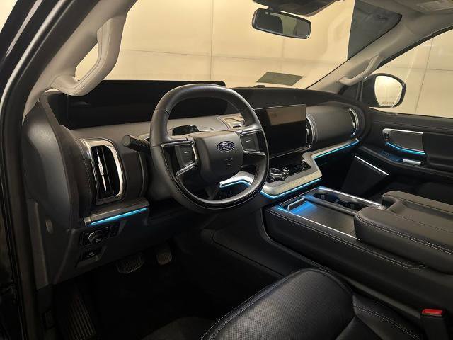 Certified 2025 Ford Expedition Max Platinum image 8