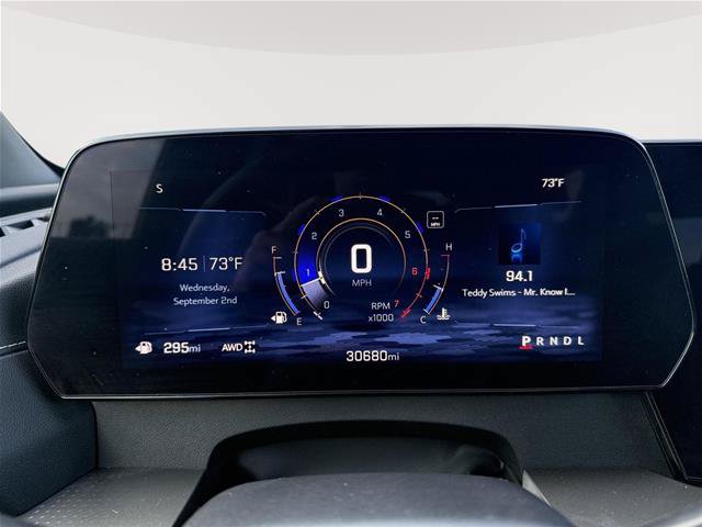 Used 2024 Chevrolet Traverse LT w/ Midnight/Sport Edition AWD/4WD image 14