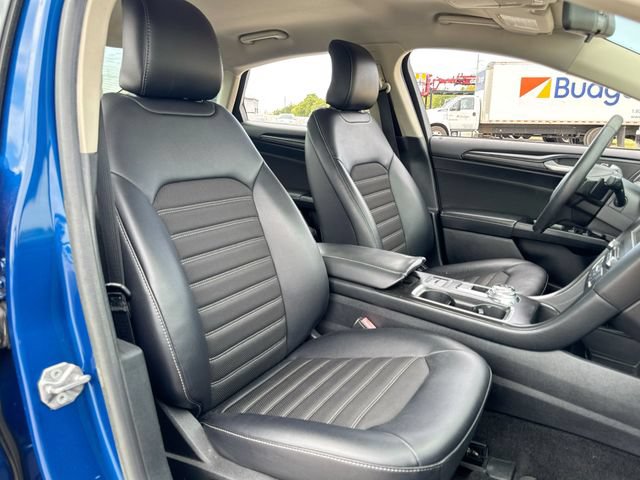 Certified 2018 Ford Fusion SE w/ Equipment Group 201A FWD image 23