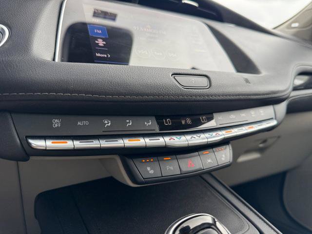 Used 2020 Cadillac XT4 Premium Luxury w/ LPO, Radiant Package FWD image 24
