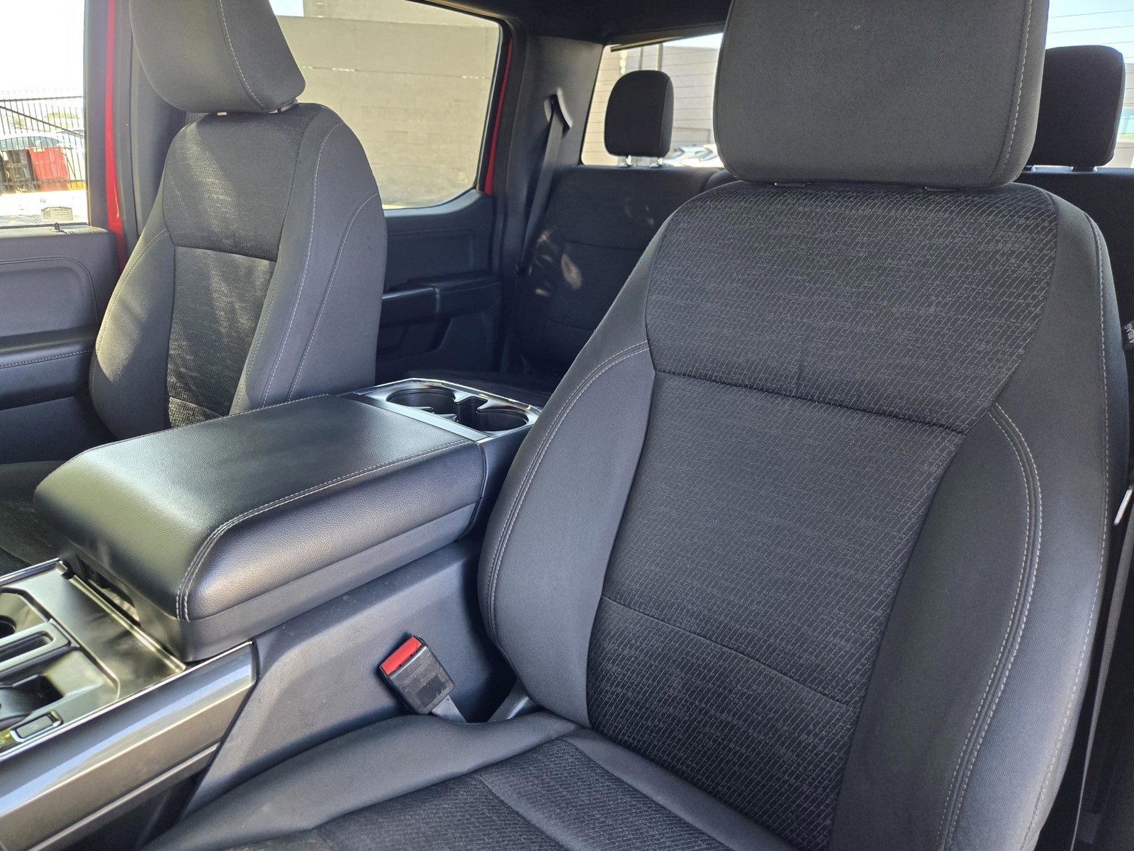 Certified 2022 Ford F150 XLT w/ Equipment Group 302A High image 21