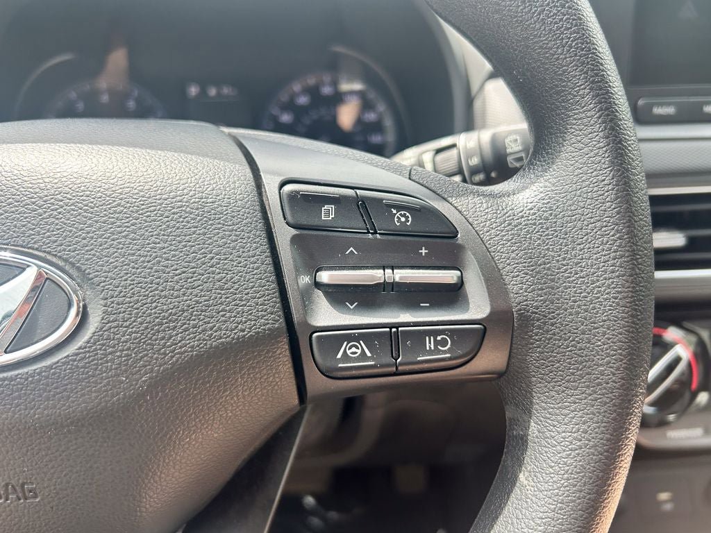 Used 2022 Hyundai Kona SEL AWD/4WD image 28