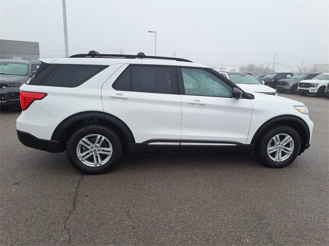 Certified 2022 Ford Explorer XLT w/ Equipment Group 202A image 6