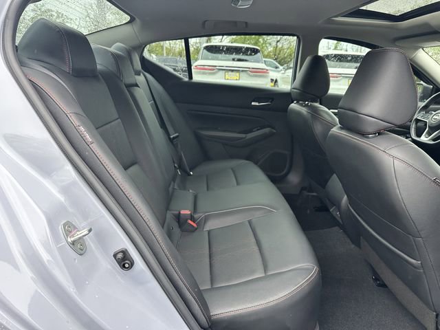 Used 2024 Nissan Altima 2.5 SR w/ SR Premium Package AWD/4WD image 37