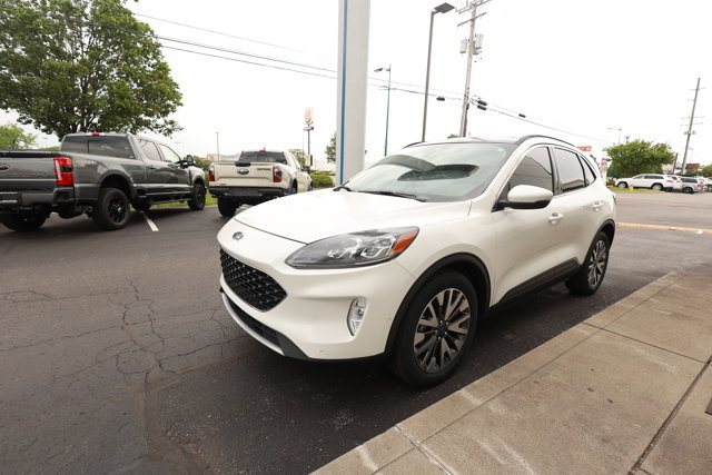 Certified 2020 Ford Escape Titanium AWD/4WD image 6