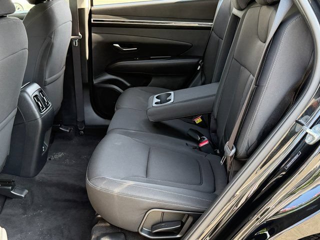 Used 2023 Hyundai Tucson SEL FWD image 7