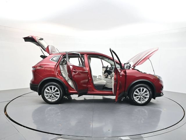 Used 2020 Nissan Rogue Sport SV w/ Technology Package FWD image 49