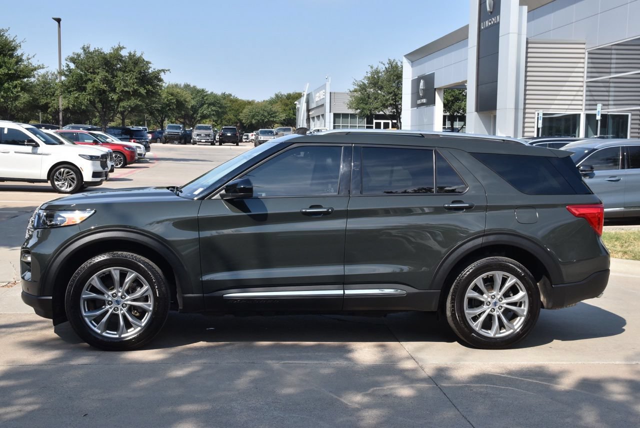 Certified 2023 Ford Explorer Limited AWD/4WD image 12