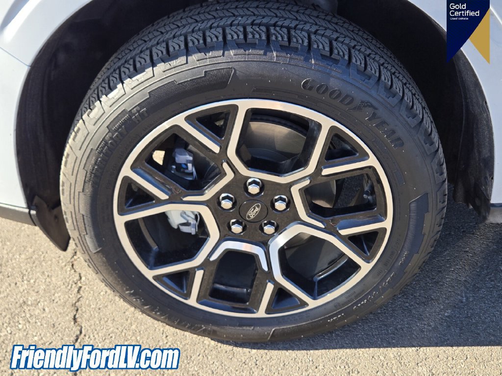 Certified 2025 Ford Maverick Lariat w/ 4K Tow Package AWD/4WD image 9