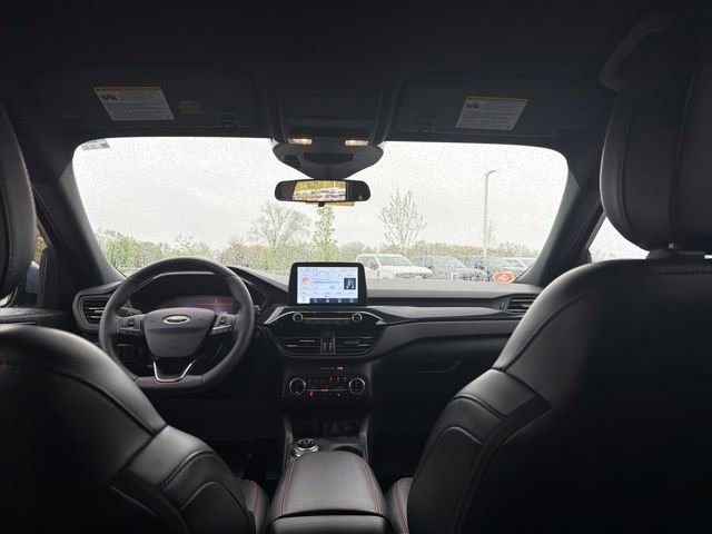 Certified 2025 Ford Escape ST-Line Select image 17