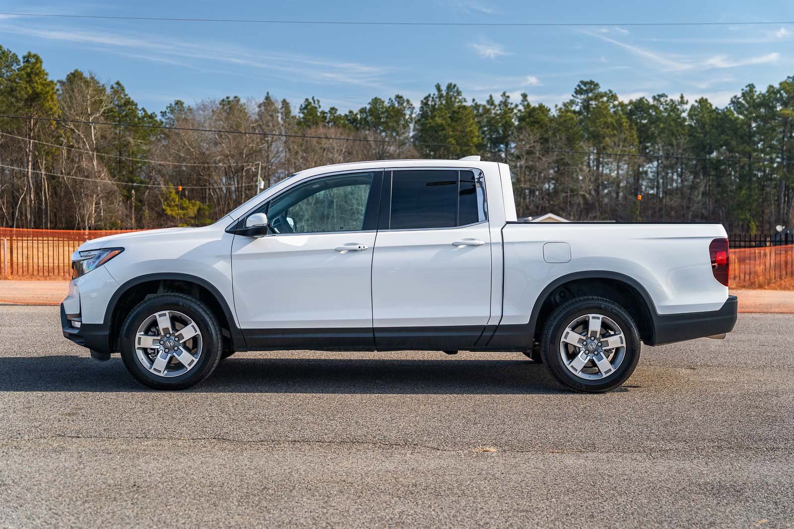 Used 2025 Honda Ridgeline RTL image 2