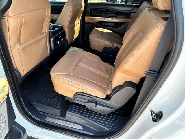 Certified 2022 Ford Expedition Max Platinum AWD/4WD image 13