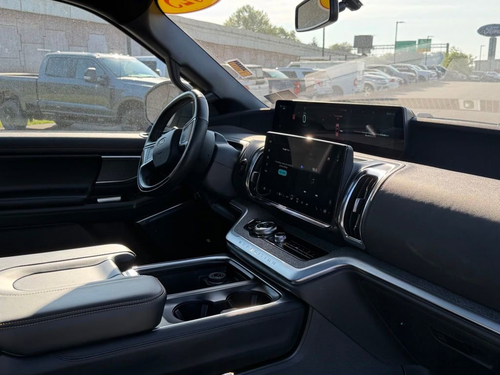 Certified 2025 Ford Expedition Tremor AWD/4WD image 16