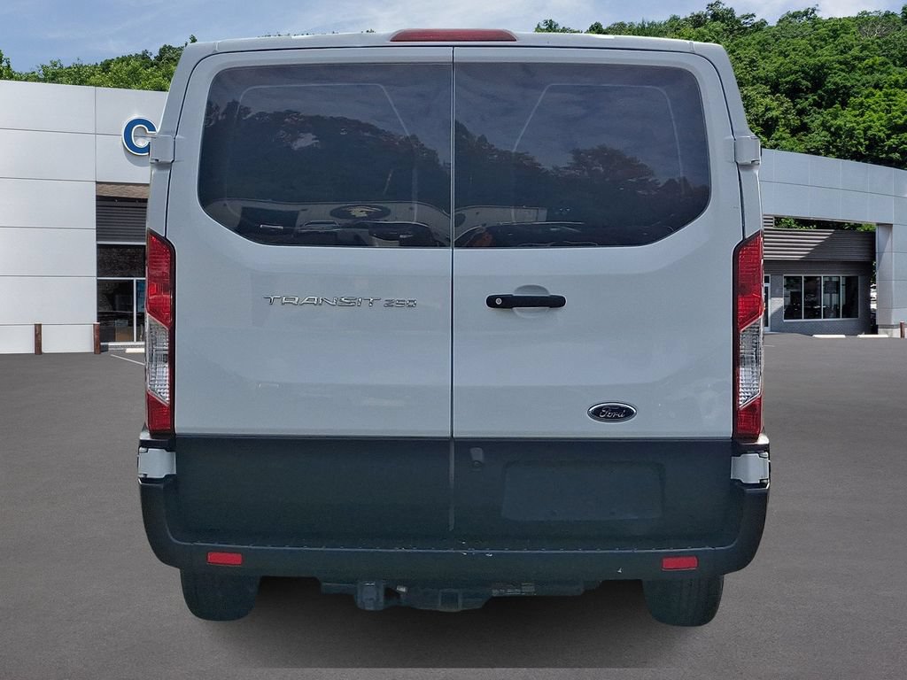 Certified 2019 Ford Transit 250 130 Low Roof w/ Exterior Upgrade Package RWD image 5