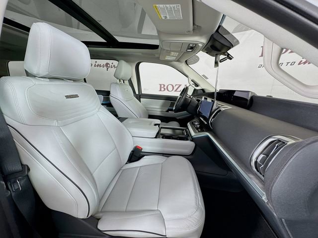 Certified 2025 Ford Expedition Platinum w/ Platinum Ultimate Package AWD/4WD image 33