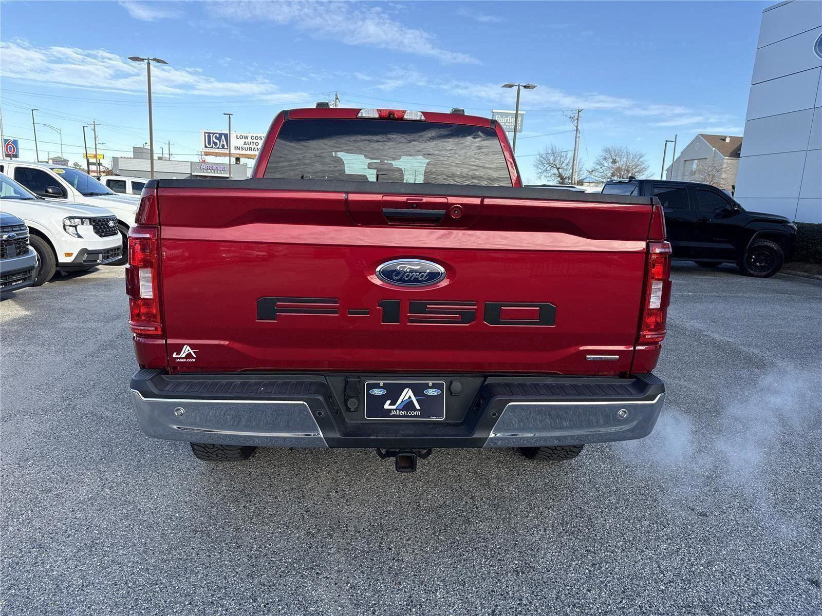 Certified 2022 Ford F150 XLT w/ Equipment Group 302A High image 32