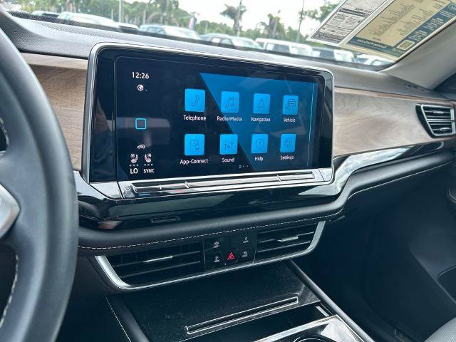 Used 2024 Volkswagen Atlas SE AWD/4WD image 33