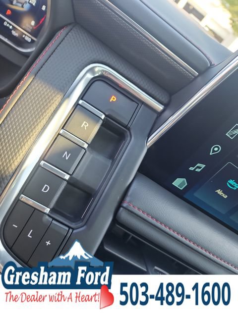 Used 2023 Chevrolet Tahoe RST w/ Luxury Package AWD/4WD image 31
