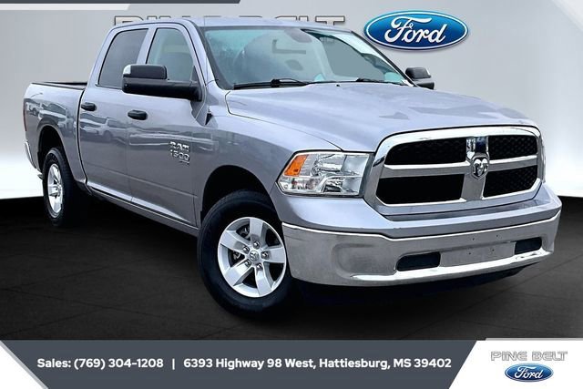 Used 2023 RAM 1500 Classic SLT w/ Trailer & Traction Group image 5