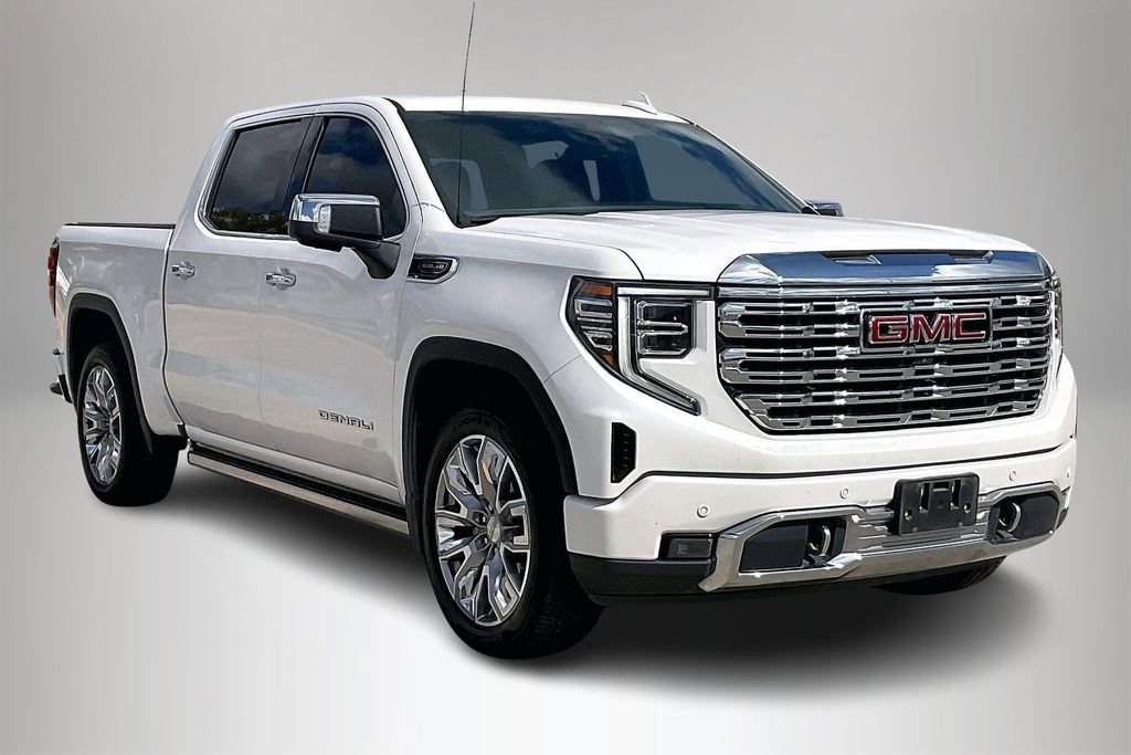 Used 2022 GMC Sierra 1500 Denali w/ Denali Reserve Package AWD/4WD image 1