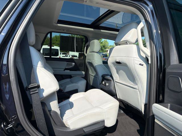 Certified 2025 Ford Expedition Platinum w/ Driver's Package AWD/4WD image 28