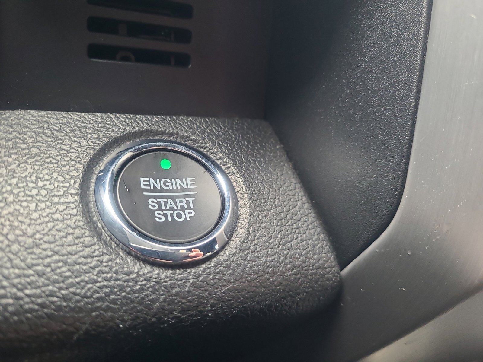 Certified 2020 Ford F150 Platinum image 30