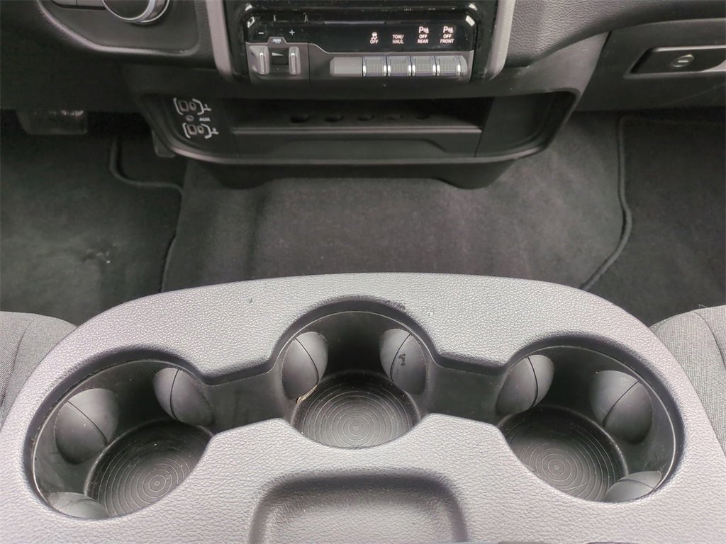 Used 2024 RAM 2500 Big Horn w/ Sport Appearance Package image 19