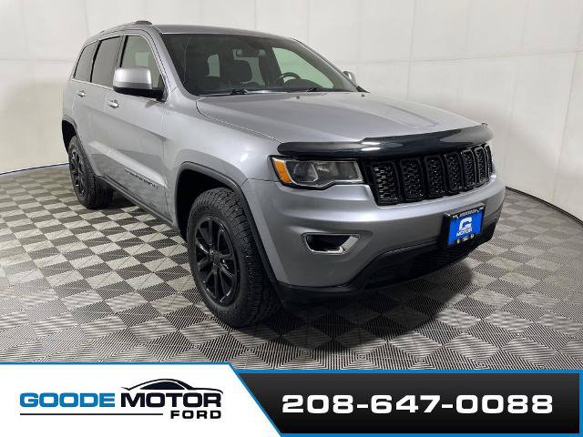 Used 2021 Jeep Grand Cherokee Laredo AWD/4WD image 2